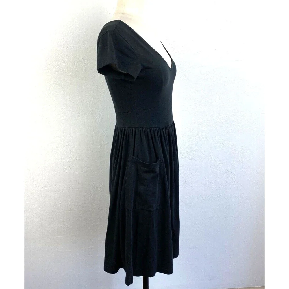 Love Hannah Women Black Dress XS Knit Deep V-Neck Short Cap Sleeves Pockets